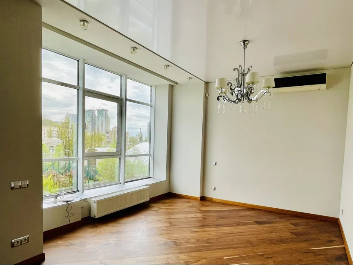 Продажа 3к квартиры в Киеве,  ЖК Новопечерские Липки, Драгомирова Михаила ул., 5 1