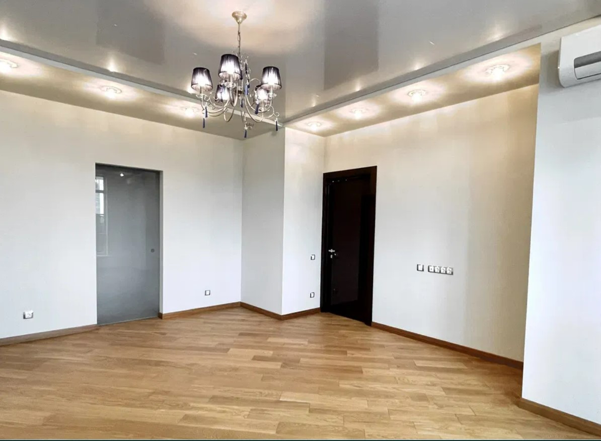 Продажа 3к квартиры в Киеве,  ЖК Новопечерские Липки, Драгомирова Михаила ул., 5 8