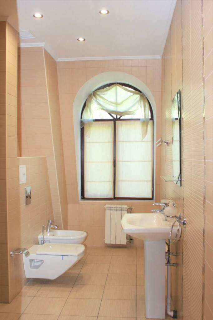 Аренда здания в Киеве,  Лыбедская ул., 1В 1
