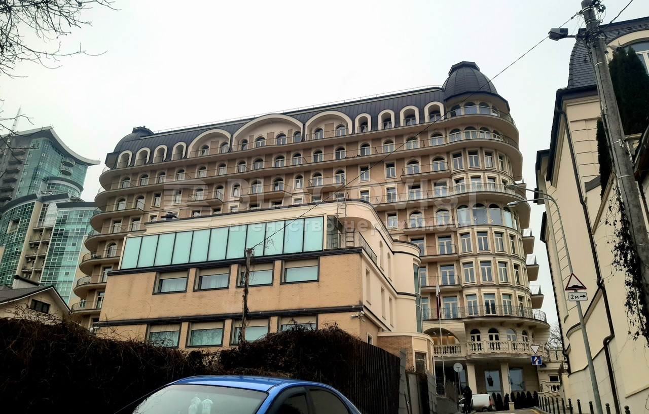 Продажа 4к квартиры в Киеве,  ЖК Ренессанс Резиденс, Новоселицкая ул., 10 11