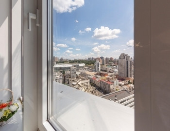 Продажа 2к квартиры в Киеве,  ЖК Роял Тауер, Саксаганского ул., 37К 14