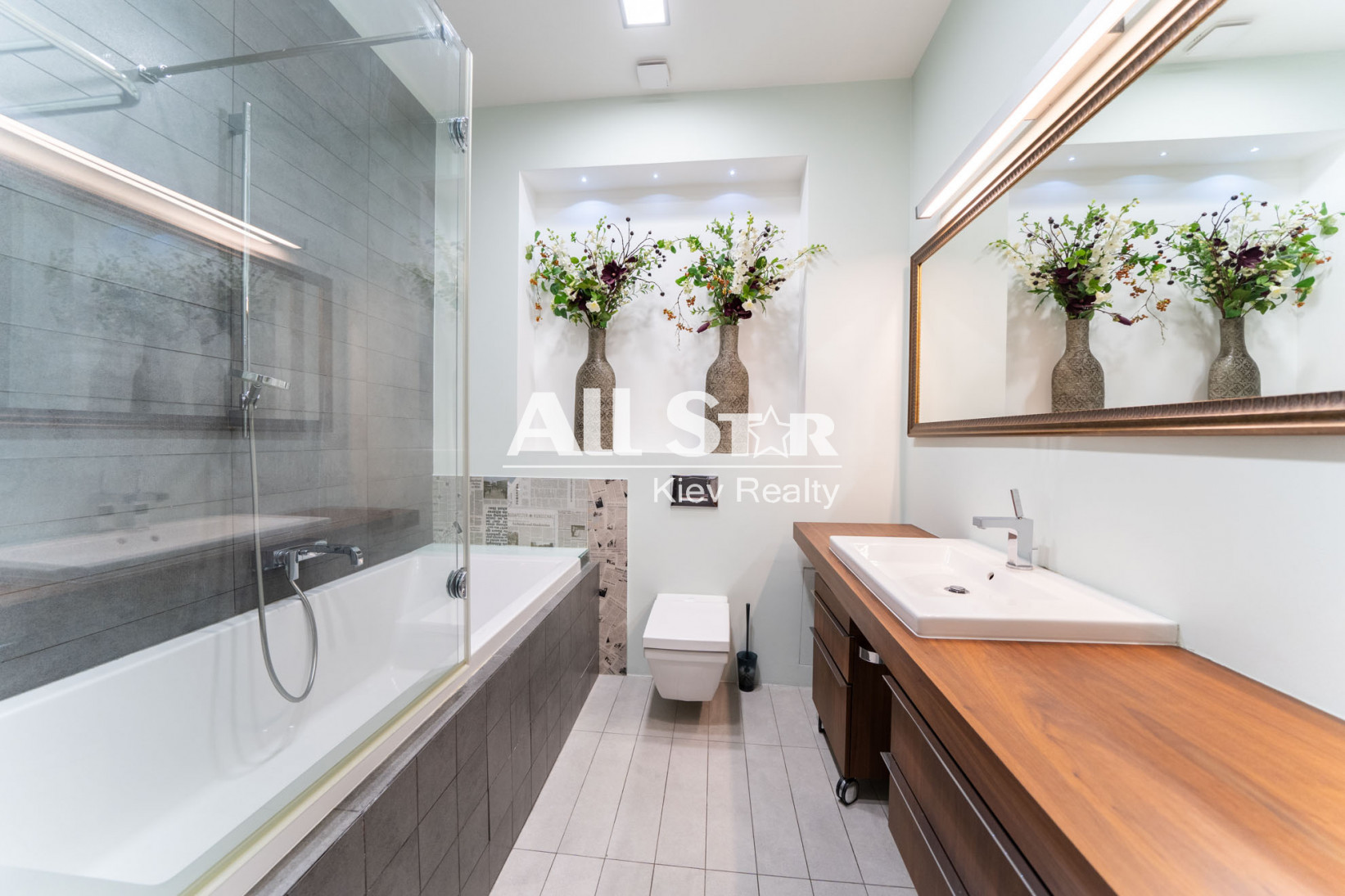 Аренда 2к квартиры в Киеве,  Пирогова ул., 6а 1