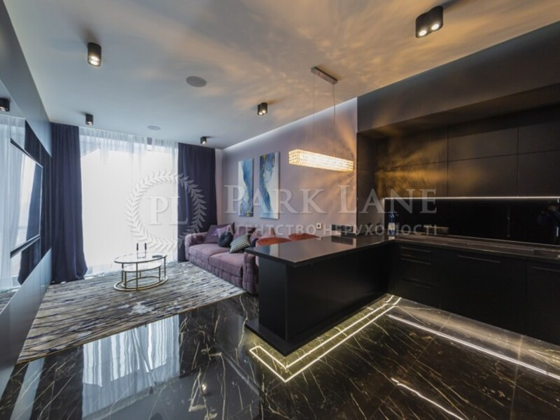 Продажа 2к квартиры в Киеве,  ЖК Роял Тауер, Саксаганского ул., 37К 3