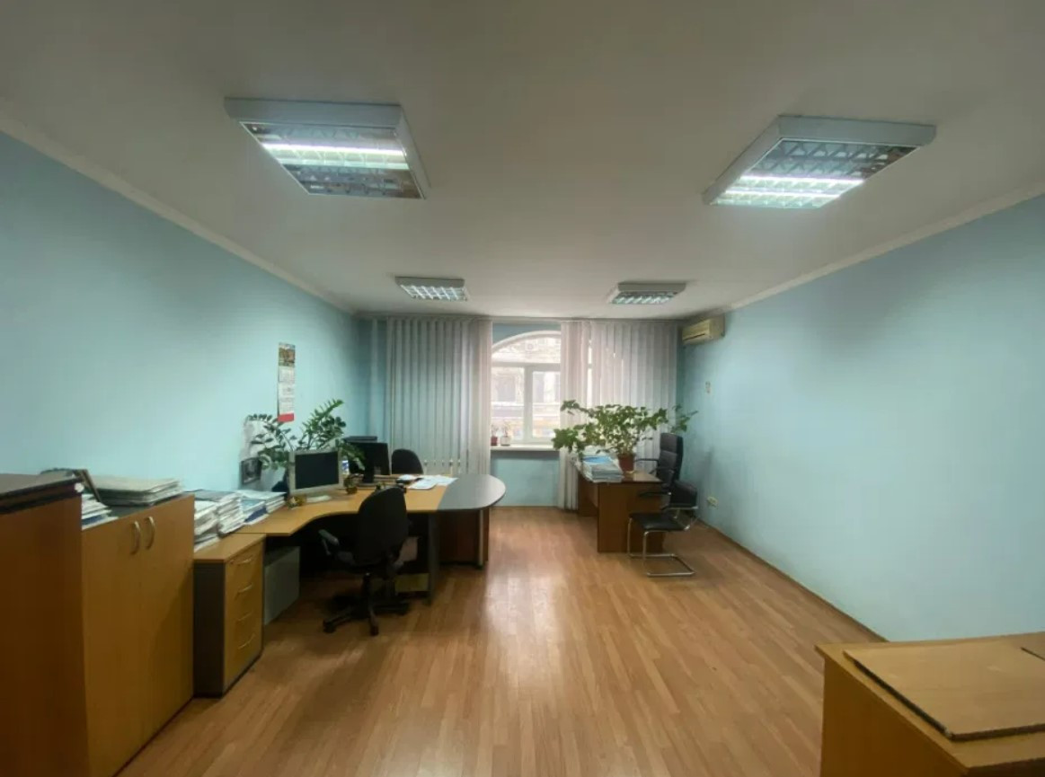 Продаж 2к квартири в Києві, Межигірська вул., 28 0