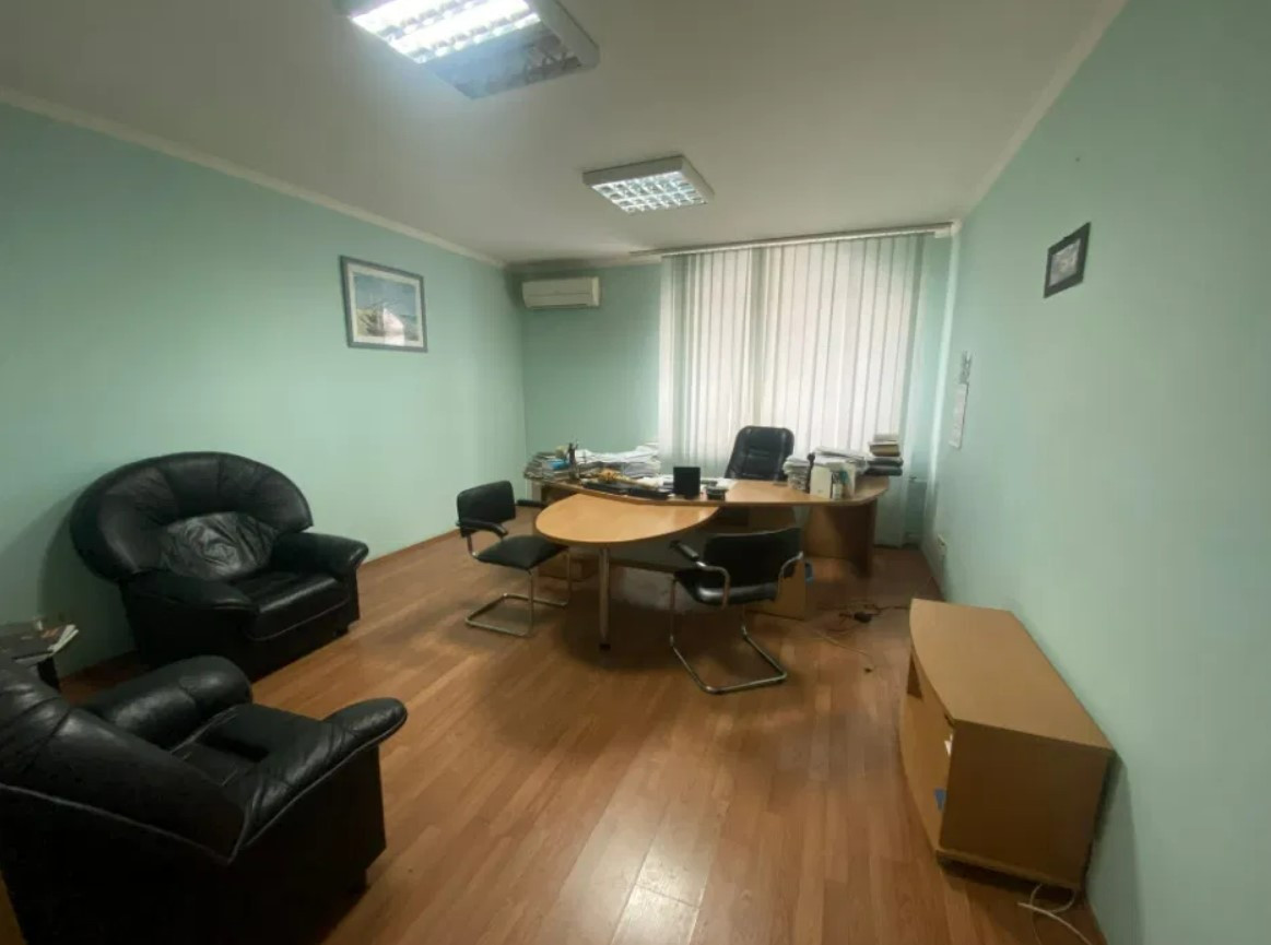 Продаж 2к квартири в Києві, Межигірська вул., 28 1