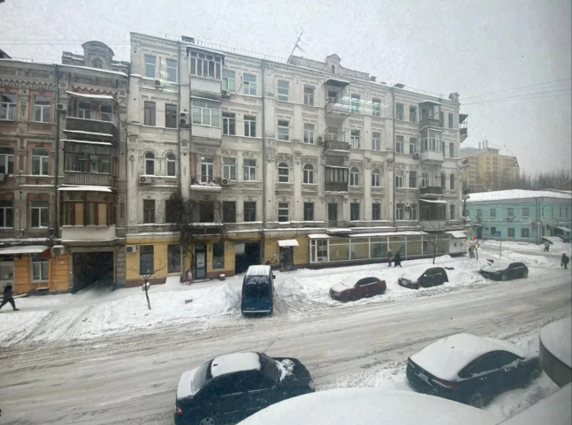 Продаж 2к квартири в Києві, Межигірська вул., 28 3