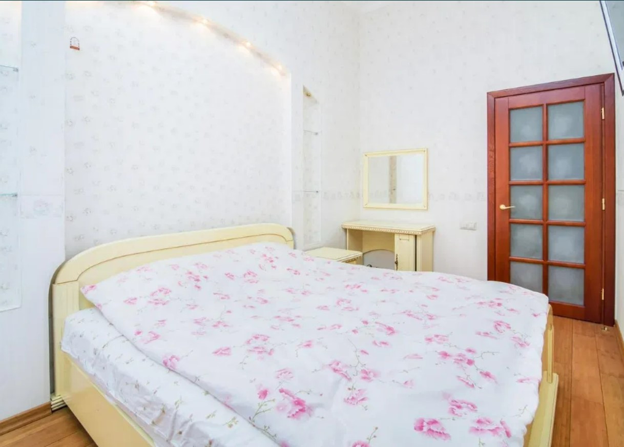 Продажа 2к квартиры в Киеве, Саксаганского ул., 43 5