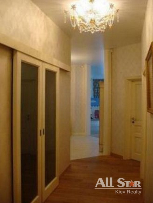 Продажа 4к квартиры в Киеве,  Московская ул., 46/2 15