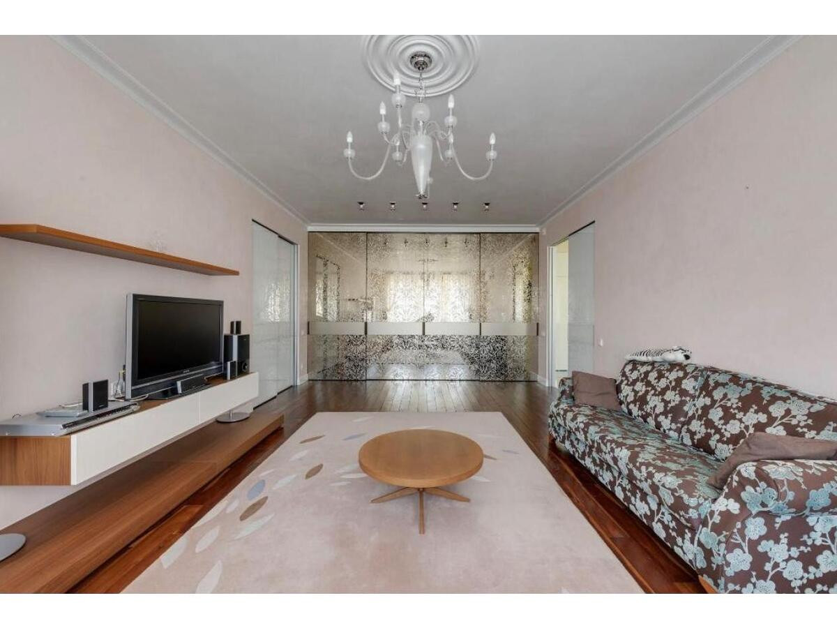 Продажа 2к квартиры в Киеве,  Панаса Мирного ул., 17 1