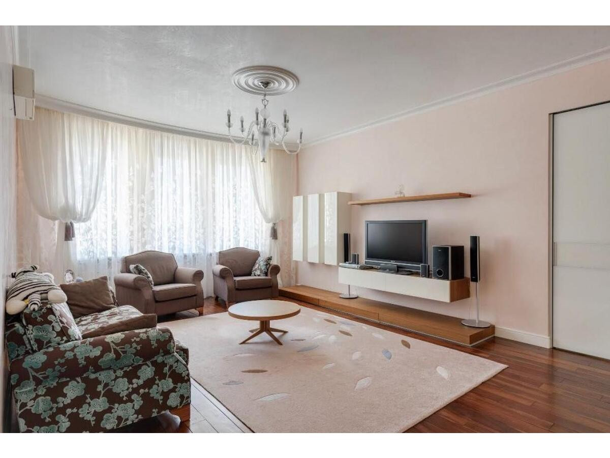 Продажа 2к квартиры в Киеве,  Панаса Мирного ул., 17 2
