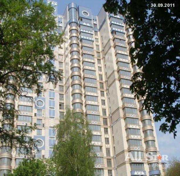 Аренда 3к квартиры в Киеве,  Институтская ул., 18а 1