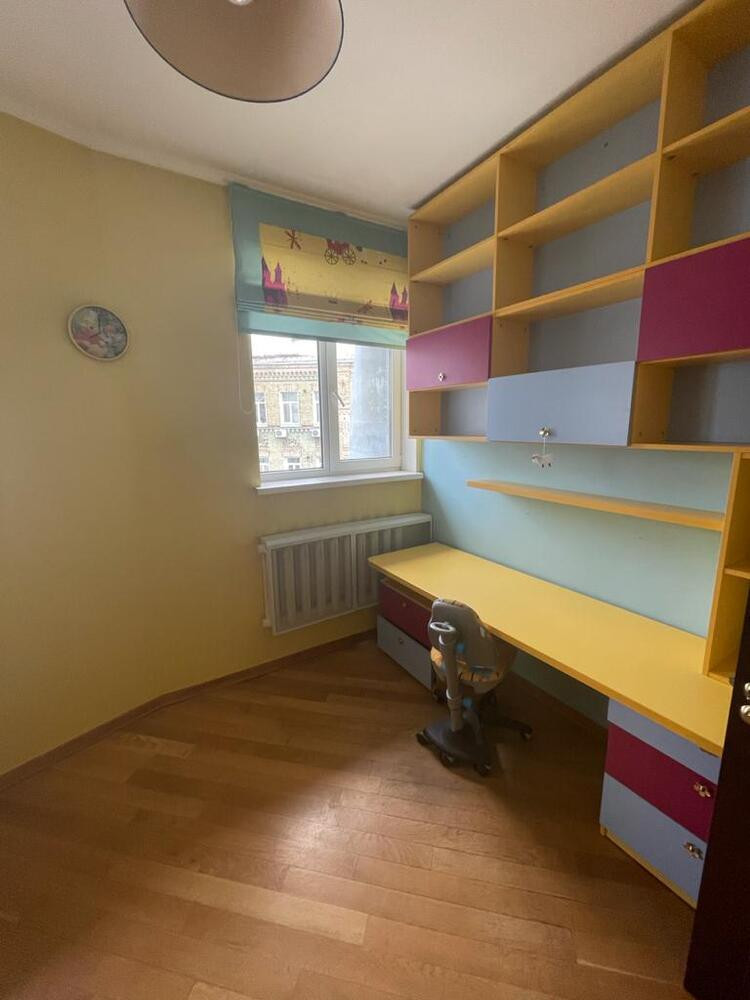 Продажа 4к квартиры в Киеве,  Михайловская ул., 24В 9