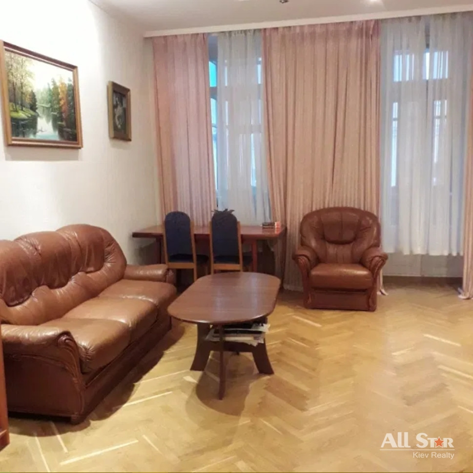 Продажа 3к квартиры в Киеве,  Гончара Олеся ул., 32Б 16