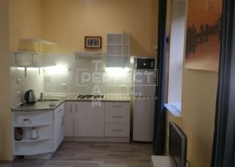 Продажа 2к квартиры в Киеве,  Крещатик ул., 13 5