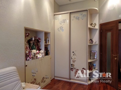 Продажа 3к квартиры в Киеве,  Лютеранская ул., 8 1