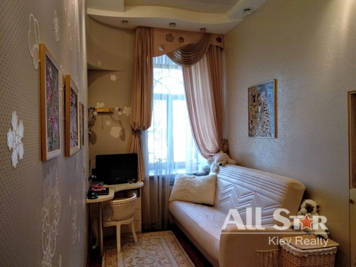 Продажа 3к квартиры в Киеве,  Лютеранская ул., 8 2