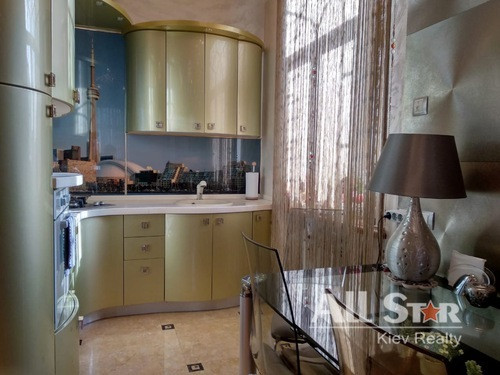 Продажа 3к квартиры в Киеве,  Лютеранская ул., 8 8