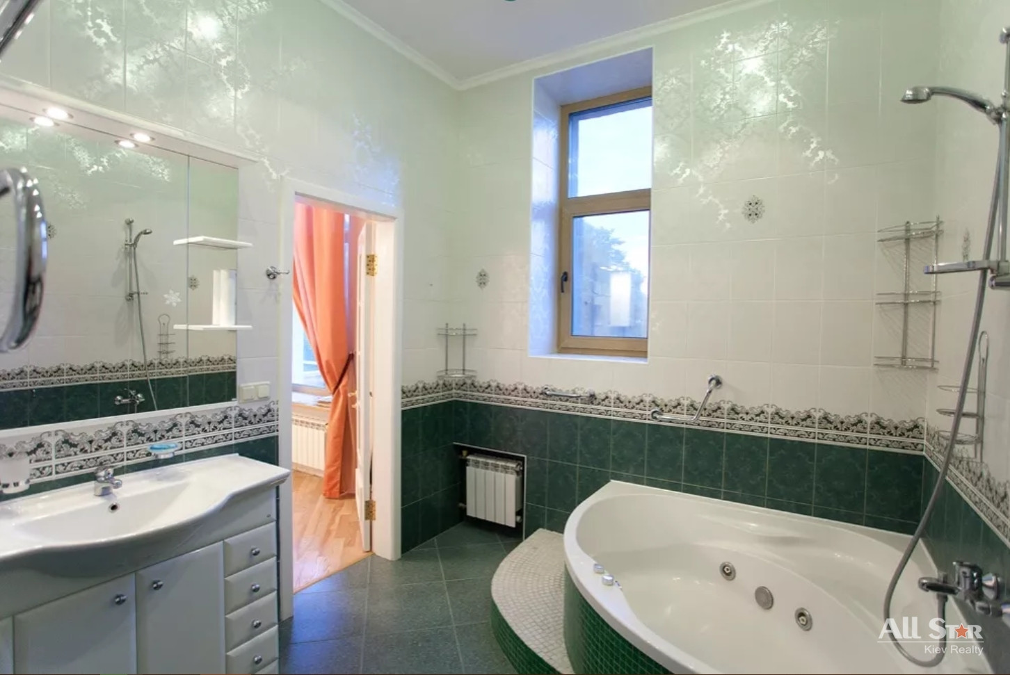 Продажа 3к квартиры в Киеве,  Терещенковская ул., 5 8