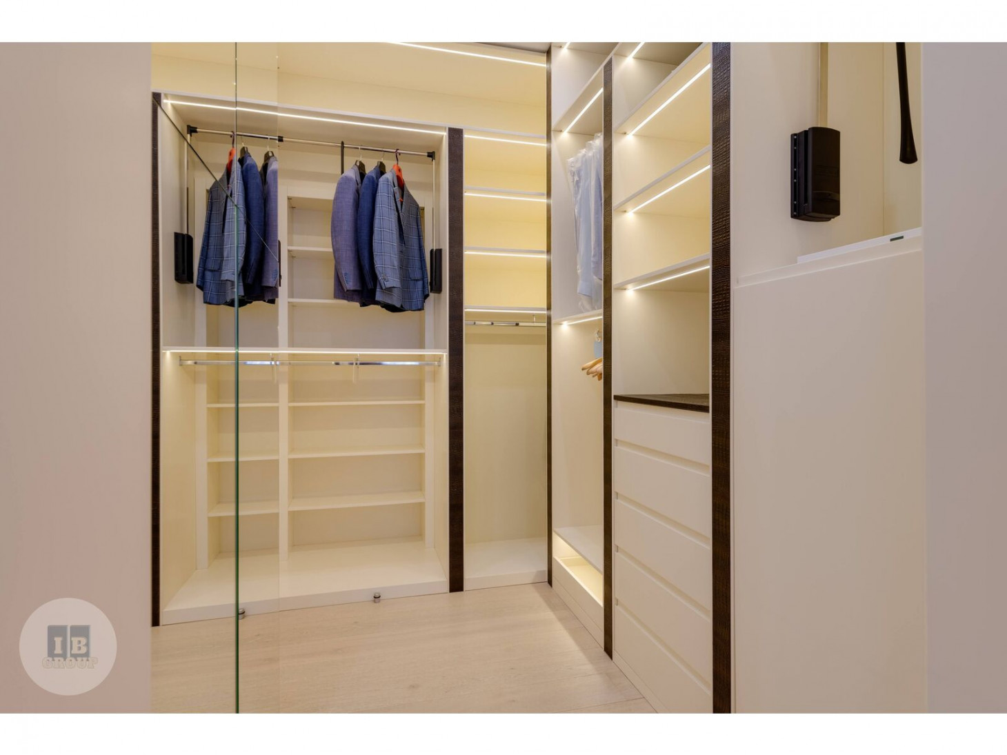 Продажа 3к квартиры в Киеве,  Кожемяцкая ул., 14Б 11