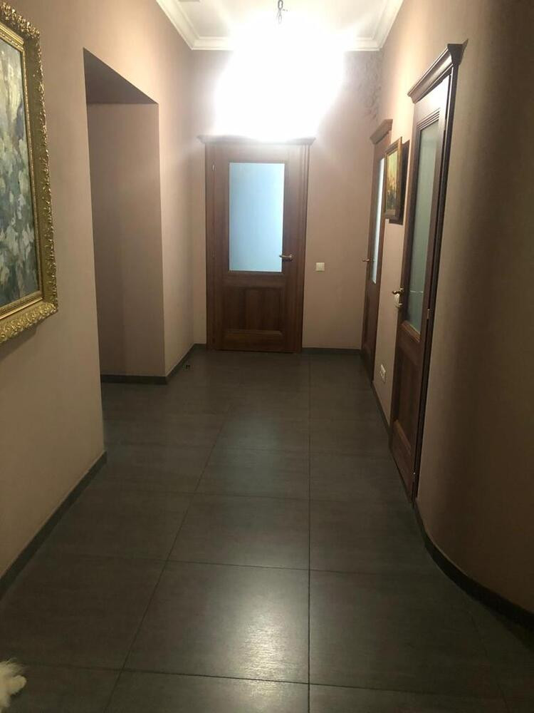 Продажа 5к квартиры в Киеве,  Воздвиженка, Воздвиженская ул., 28/30 15