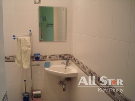 Продажа 4к квартиры в Киеве,  Лабораторный переулок, 24 1