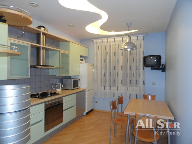 Продажа 4к квартиры в Киеве,  Лабораторный переулок, 24 5