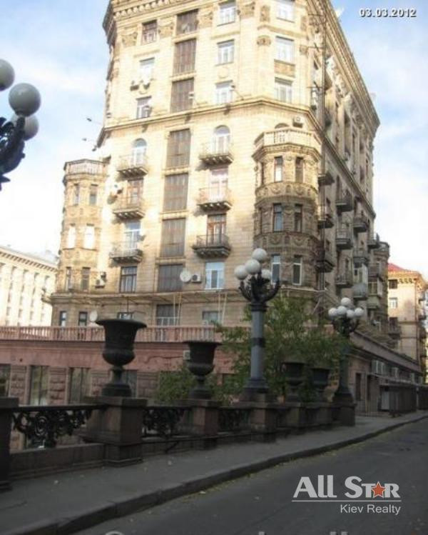 Продажа 2к квартиры в Киеве,  Крещатик ул., 23 1
