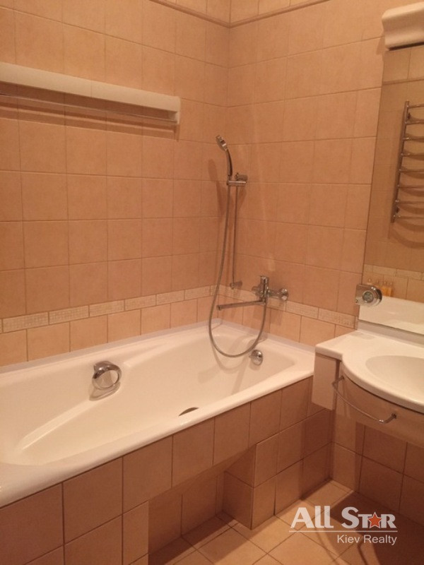 Продажа 2к квартиры в Киеве,  Крещатик ул., 23 8
