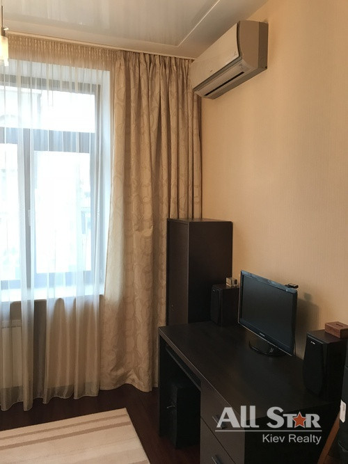 Продажа 3к квартиры в Киеве,  Институтская ул., 16 3