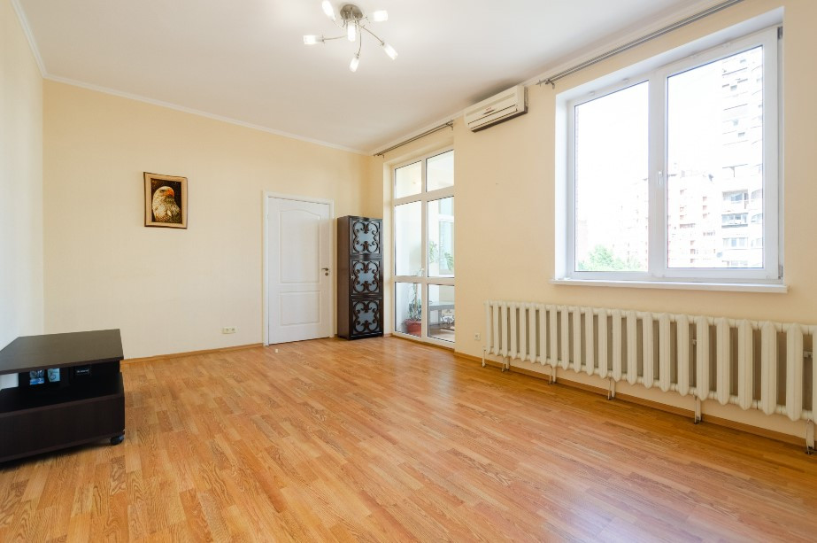 Продажа 3к квартиры в Киеве,  Павловская ул., 26/41 11