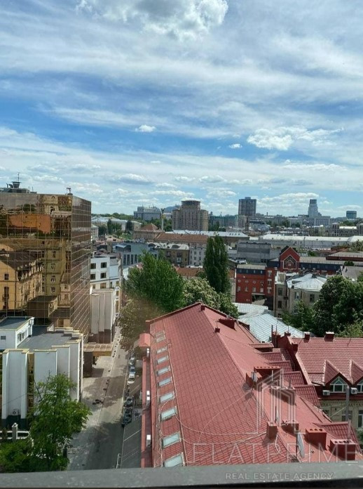Продажа 5к квартиры в Киеве,  Ирининская ул., 5/24 1