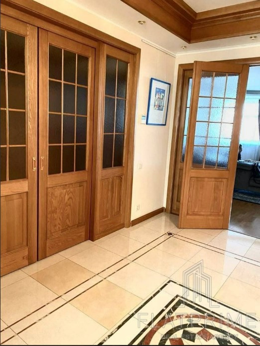 Продажа 5к квартиры в Киеве,  Ирининская ул., 5/24 15