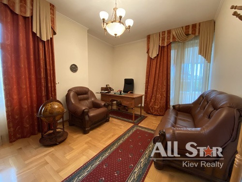 Продажа 3к квартиры в Киеве,  Назаровская ул. (Ветрова ул.), 11 0