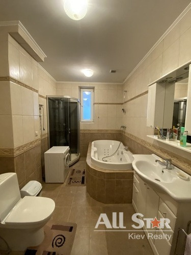 Продажа 3к квартиры в Киеве,  Назаровская ул. (Ветрова ул.), 11 11
