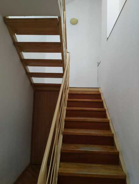 Продаж 3к квартири у Києві, Гоголівська вул., 6 12