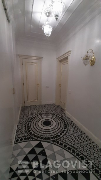 Продажа 4к квартиры в Киеве,  ЖК Да Винчи, Гончара Олеся ул., 35 21
