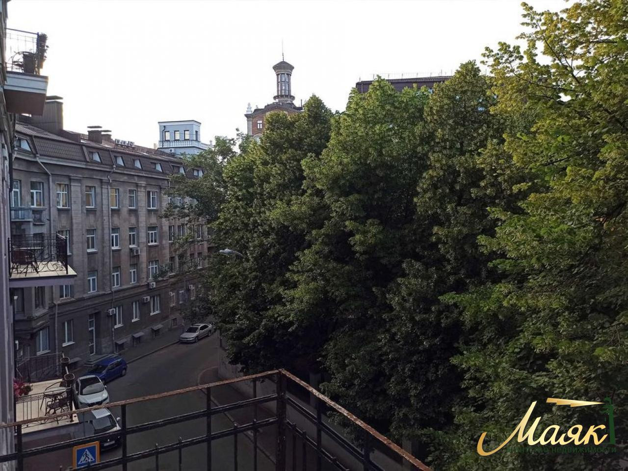 Продажа 6к квартиры в Киеве,  Козловского пер., 4 4