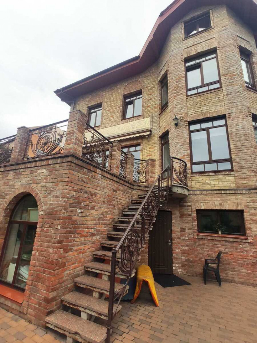 Аренда 9к дома в Киеве, Петропавловская ул., 0