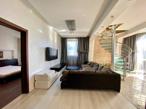 Продажа 2к квартиры в Киеве,  Лабораторная ул., 8 5
