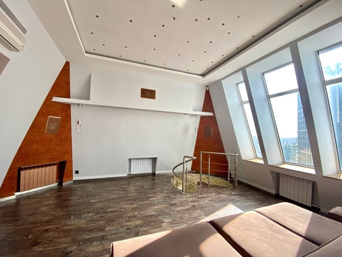 Продажа 2к квартиры в Киеве,  Лабораторная ул., 8 18
