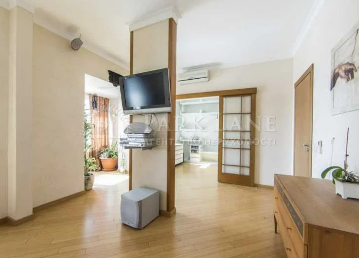 Продажа 6к квартиры в Киеве,  Академика Богомольца ул., 5 5