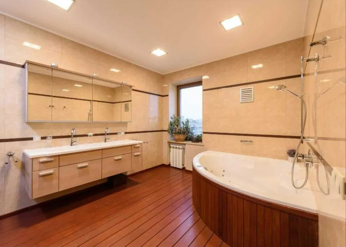 Продажа 4к квартиры в Киеве,  Академика Богомольца ул., 5 7