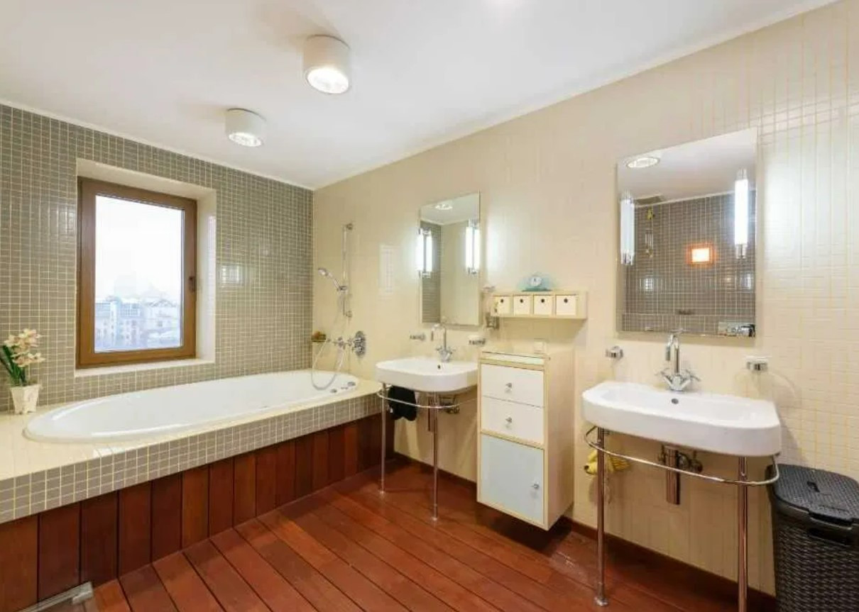 Продажа 4к квартиры в Киеве,  Академика Богомольца ул., 5 10