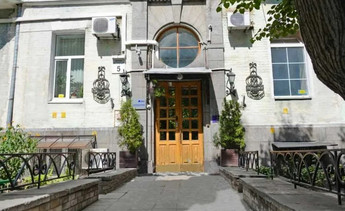 Продажа 4к квартиры в Киеве,  Академика Богомольца ул., 5 14