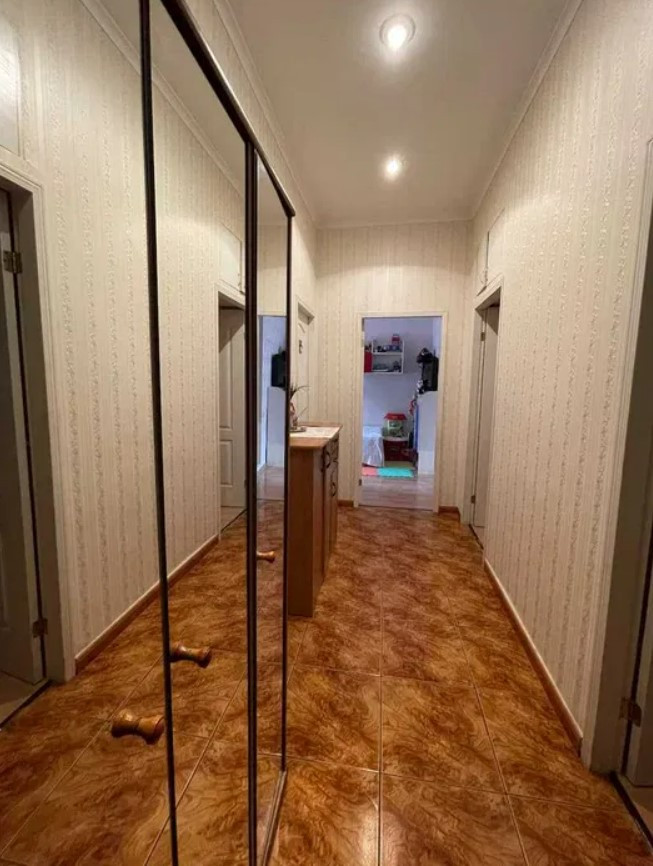 Продажа 3к квартиры в Киеве,  Липская ул., 15В 2