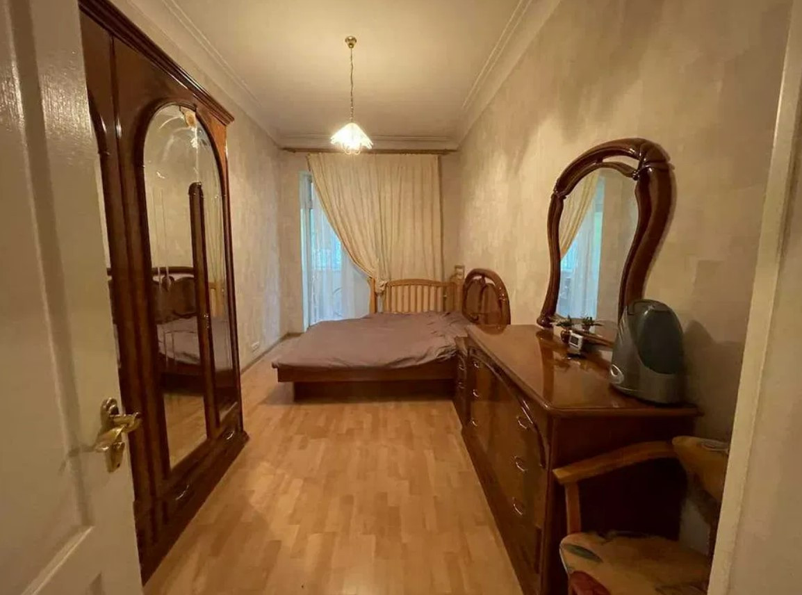 Продажа 3к квартиры в Киеве,  Липская ул., 15В 12