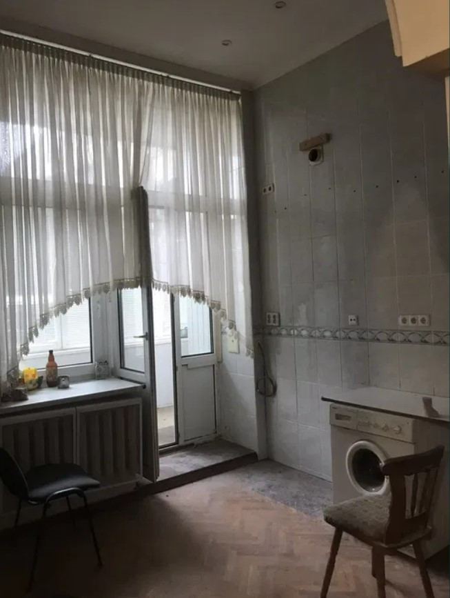 Продажа 3к квартиры в Киеве,  Богдана Хмельницкого ул., 10 3
