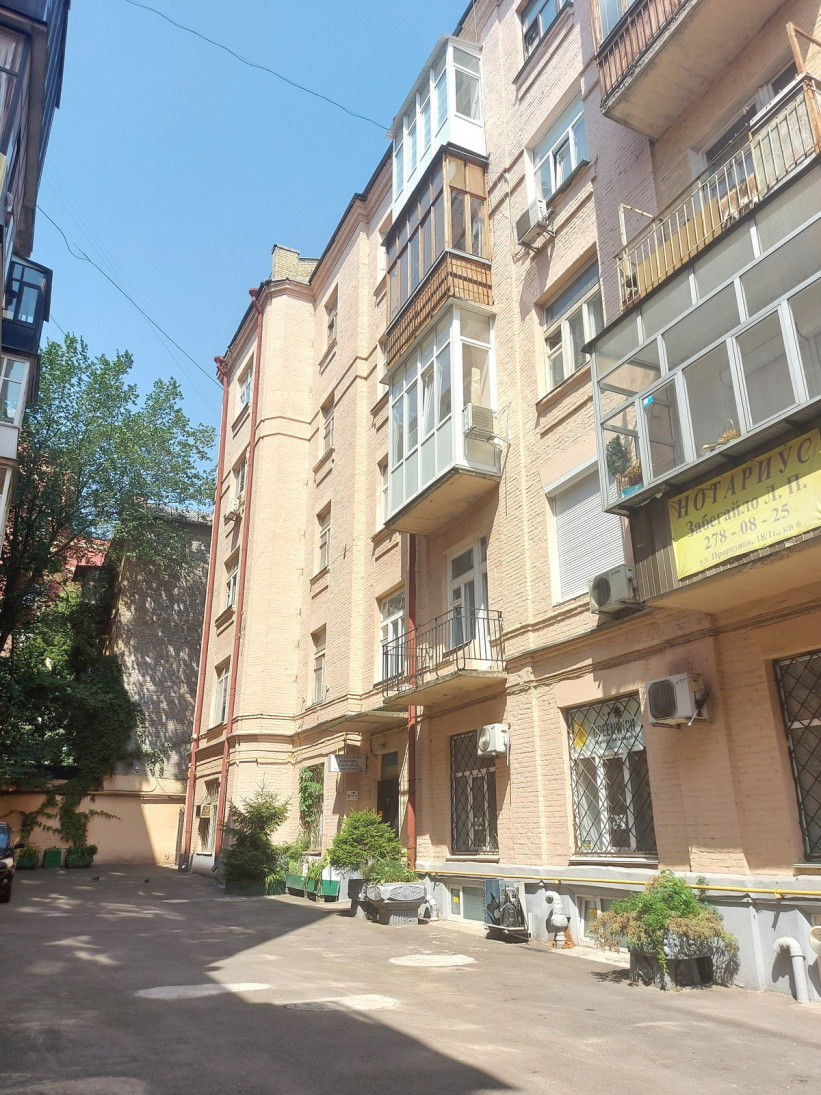 Продажа 3к квартиры в Киеве,  Прорезная ул., 18/1Г 0