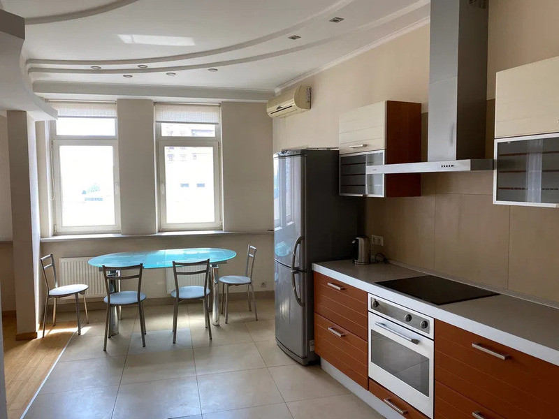 Продажа 2к квартиры в Киеве,  Коновальца ул. (Щорса ул.), 36Б 2