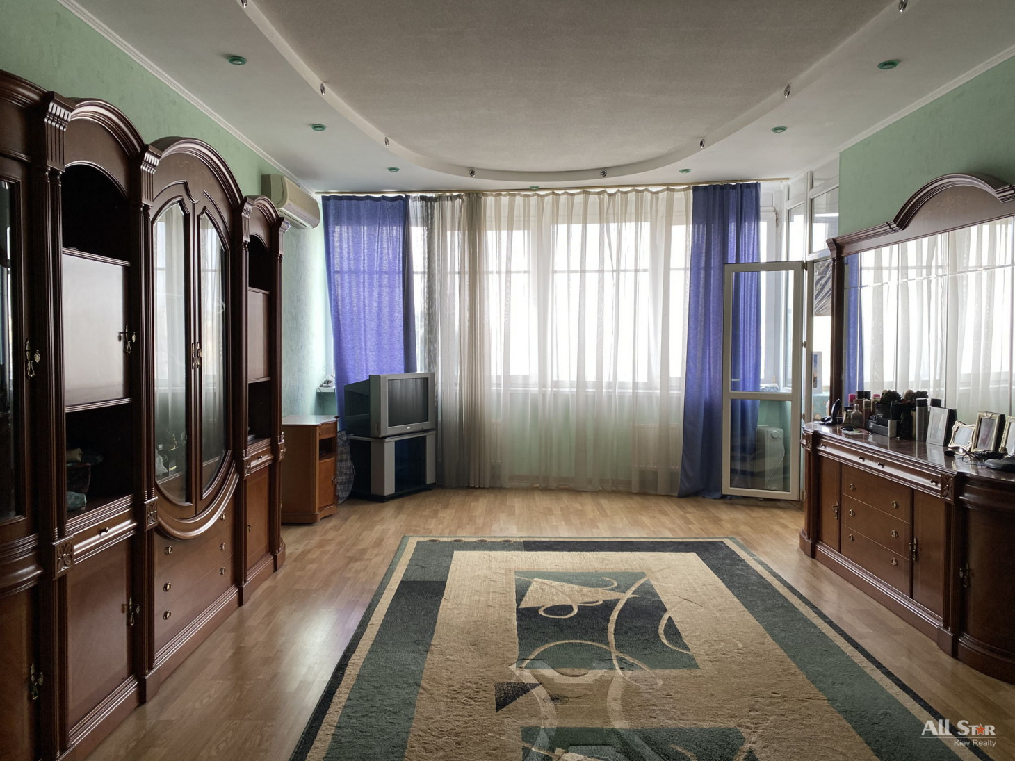 Продажа 4к квартиры в Киеве,  Богдана Хмельницкого ул., 41 0